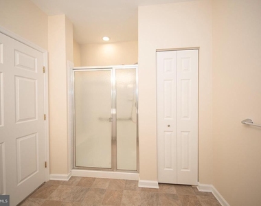 712 Kings Path - Photo Thumbnail 22