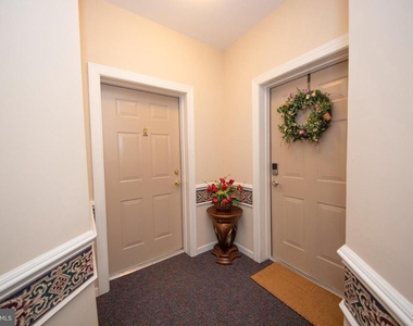 712 Kings Path - Photo Thumbnail 2