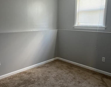 809 W Farrow Court - Photo Thumbnail 6