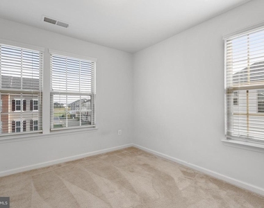 6252 Alexa Street - Photo Thumbnail 19