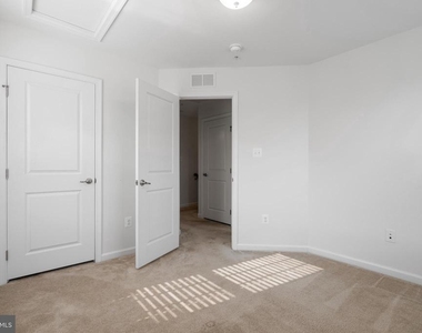 6252 Alexa Street - Photo Thumbnail 20