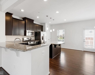 6252 Alexa Street - Photo Thumbnail 7
