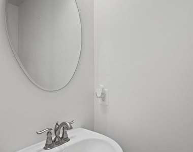 6252 Alexa Street - Photo Thumbnail 13