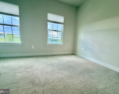 5330 Witch Hazel Lane - Photo Thumbnail 21
