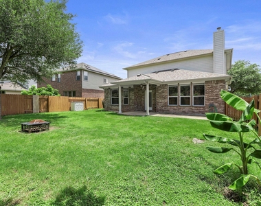 18613 Falcon Pointe Blvd - Photo Thumbnail 26