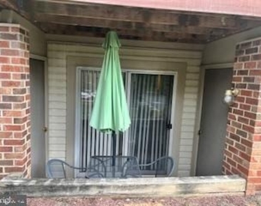 808 Stratford Way - Photo Thumbnail 7