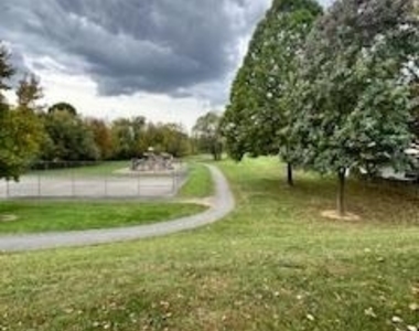 808 Stratford Way - Photo Thumbnail 24