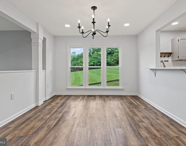 6608 E Beach Drive - Photo Thumbnail 13
