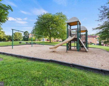 6608 E Beach Drive - Photo Thumbnail 51