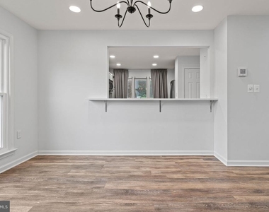 6608 E Beach Drive - Photo Thumbnail 11