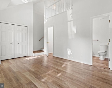 6608 E Beach Drive - Photo Thumbnail 33