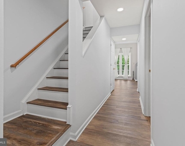 6608 E Beach Drive - Photo Thumbnail 16