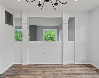 6608 E Beach Drive - Photo Thumbnail 14