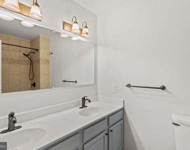 6608 E Beach Drive - Photo Thumbnail 34