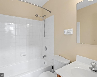 6608 E Beach Drive - Photo Thumbnail 29