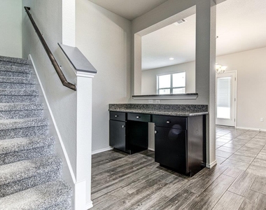 17324 Brittle Ln - Photo Thumbnail 11