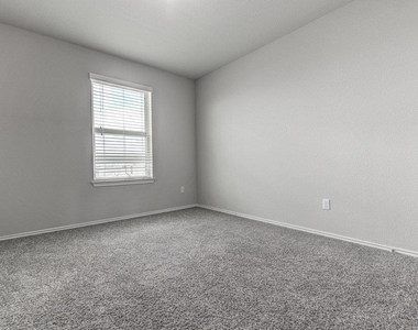 17324 Brittle Ln - Photo Thumbnail 22