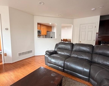 5707 Duke Court - Photo Thumbnail 3