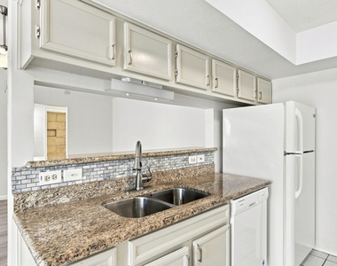 615 Luther Dr - Photo Thumbnail 7
