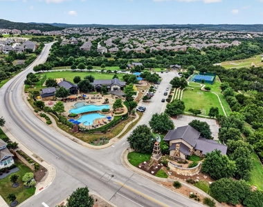 6312 Empresa Dr - Photo Thumbnail 4