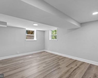 14906 Dunstan Lane - Photo Thumbnail 35
