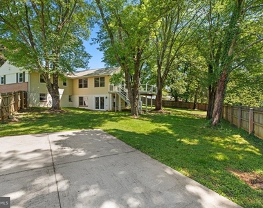 14906 Dunstan Lane - Photo Thumbnail 43