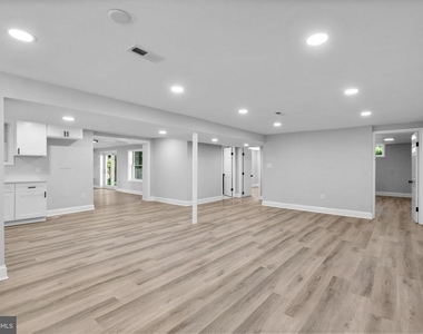 14906 Dunstan Lane - Photo Thumbnail 30