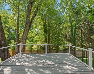 14906 Dunstan Lane - Photo Thumbnail 38