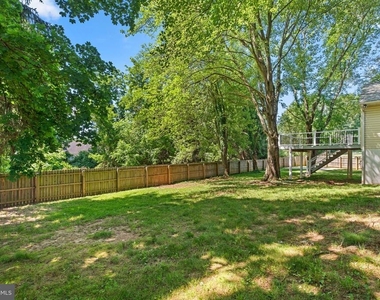 14906 Dunstan Lane - Photo Thumbnail 40