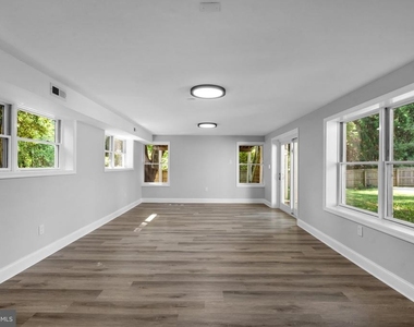 14906 Dunstan Lane - Photo Thumbnail 31