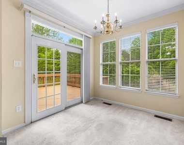 530 Limerick Circle - Photo Thumbnail 12