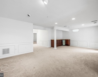 530 Limerick Circle - Photo Thumbnail 24