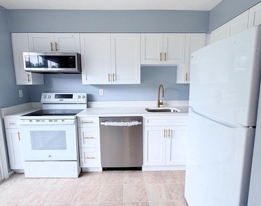 12 Hallview Court - Photo Thumbnail 6