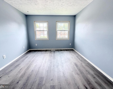 12 Hallview Court - Photo Thumbnail 15