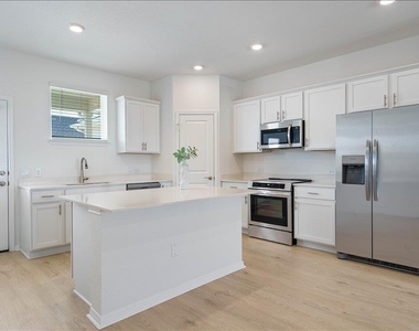 2515 Caleb Asher Loop - Photo Thumbnail 7