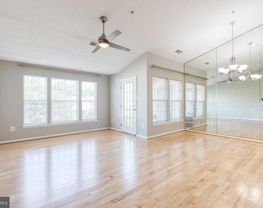 3021 Hunting Ridge Drive - Photo Thumbnail 1