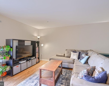4104 Chardel Road - Photo Thumbnail 3
