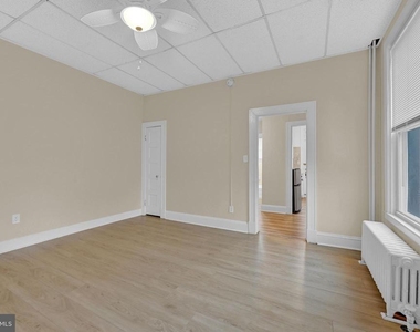 2203 Edmondson Avenue - Photo Thumbnail 3