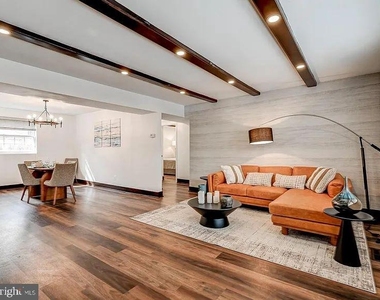 4010 Linkwood Road - Photo Thumbnail 8
