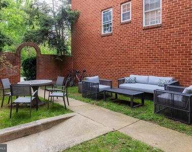 4010 Linkwood Road - Photo Thumbnail 16