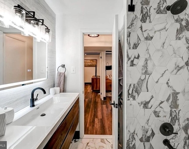 4010 Linkwood Road - Photo Thumbnail 13