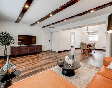 4000 Linkwood Road - Photo Thumbnail 10