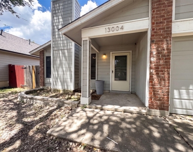 13004 Campos Dr - Photo Thumbnail 1