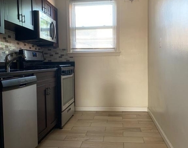4227 Newport Avenue - Photo Thumbnail 4