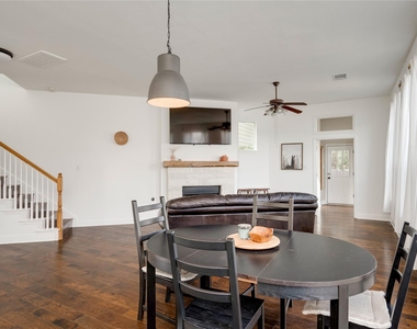 1802 Village Oak Ct - Photo Thumbnail 5