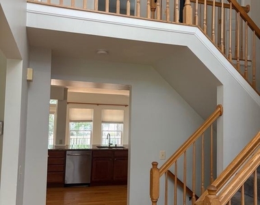 202 Cannon Place - Photo Thumbnail 17