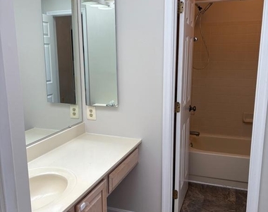 202 Cannon Place - Photo Thumbnail 21