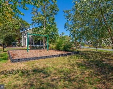 4734 Oak Road - Photo Thumbnail 47