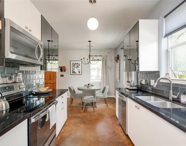 719 Birch Ln - Photo Thumbnail 6