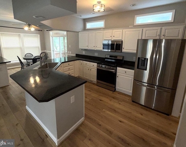 7918 Clark Station Road - Photo Thumbnail 4
